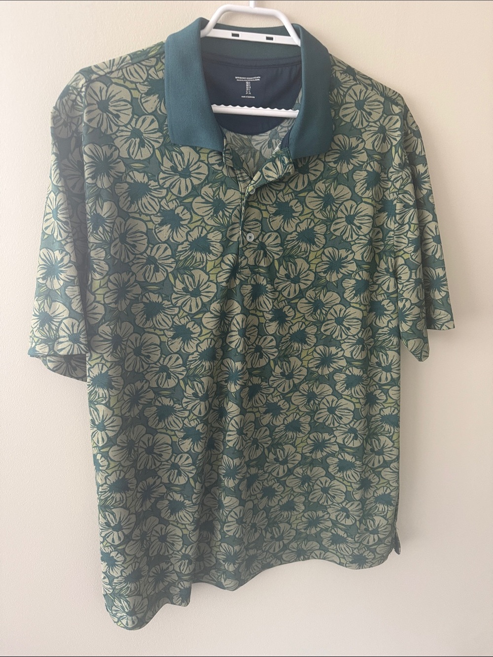 Amazon Essentials Green Floral Polo with Dark Green Collar